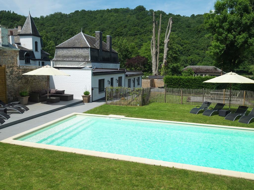 Modern Mansion In Hasti Re Par Del With Pool Villa Hastiere-par-dela Exterior photo